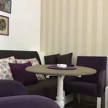 Appartamento Studio Apartman Darius Land